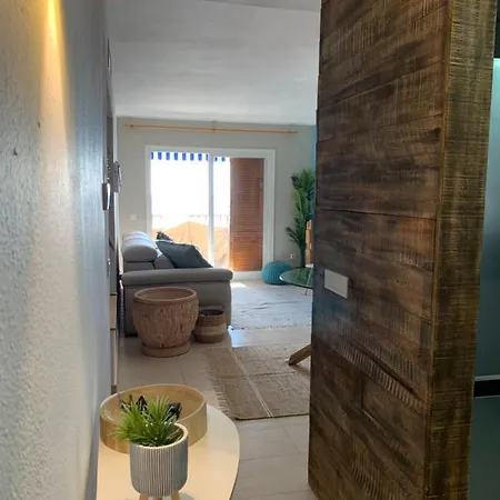 Appartement Bahia Beach - Frontaal Zee- En Jachthaven Zicht!!! *